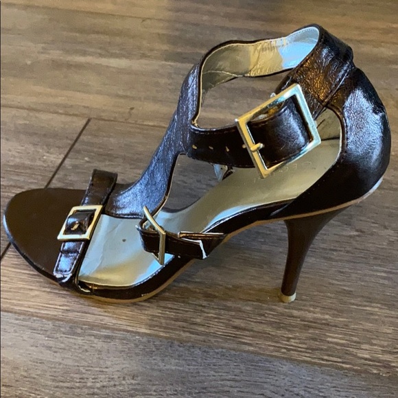 Sexy strappy bronze heeled sandals - Picture 2 of 4